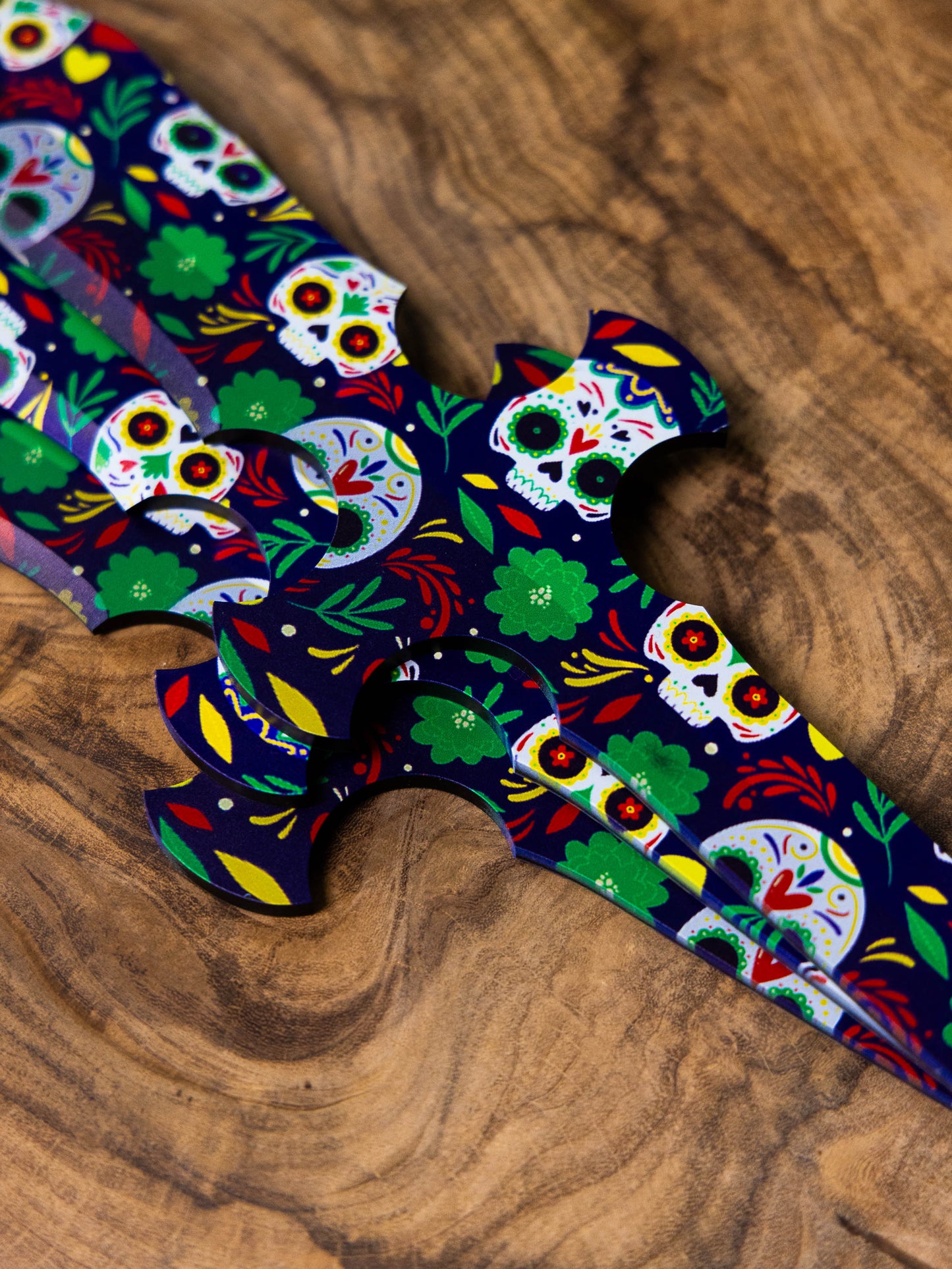 Muerto Set of 3 Throwing Knives: Aztec Fury