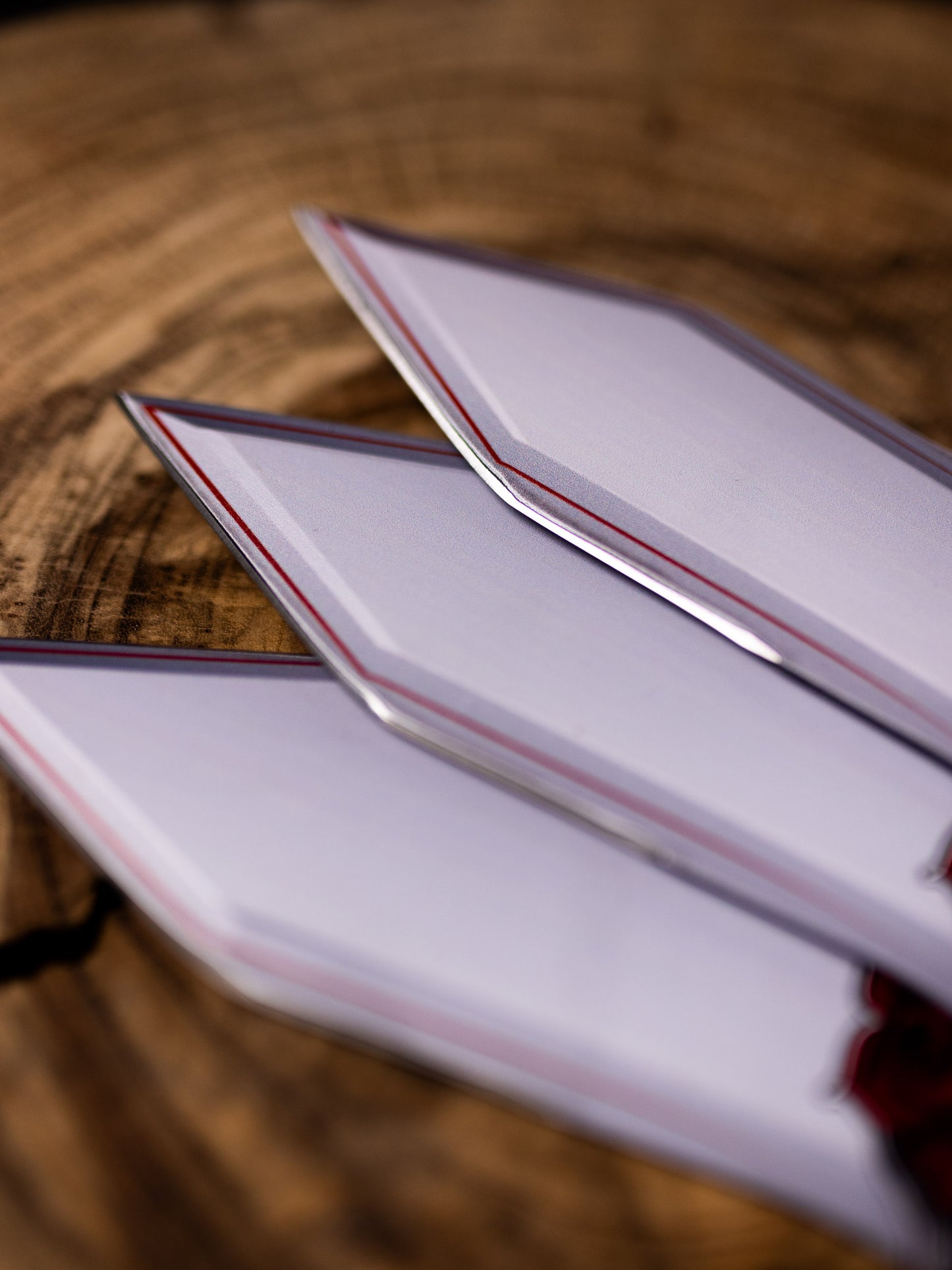 Muerto Set of 3 Throwing Knives: Eternity’s Embrace