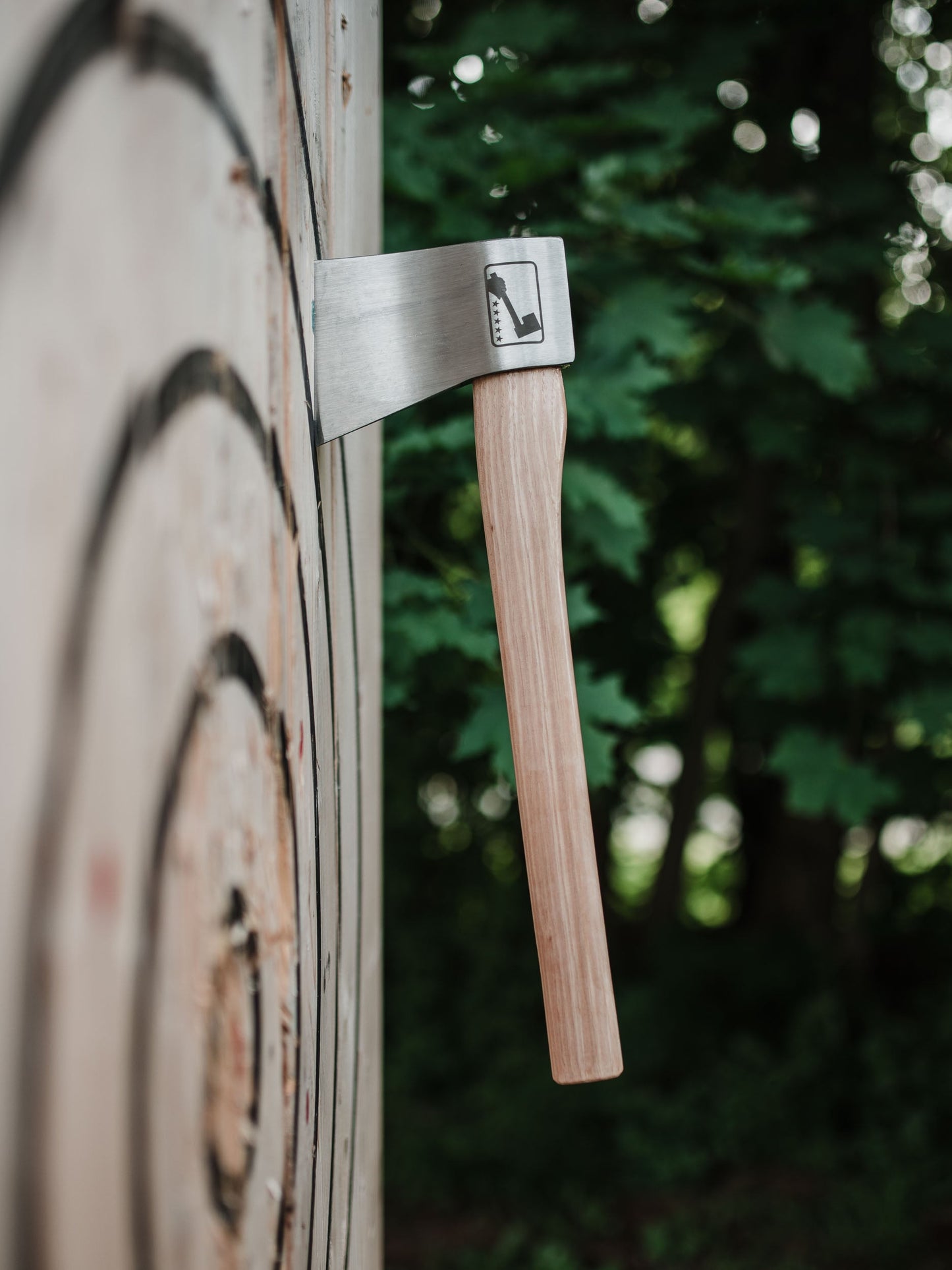 Lieutenant - 16 Axes